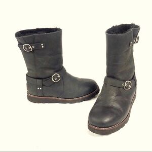 UGG black Noira leather pull on boots 1001733 snow